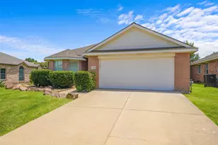 1422 Fairfield Dr, Forney, TX 75126 - Photo 2