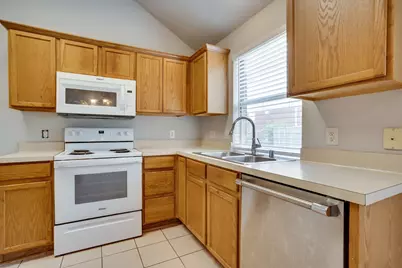 2008 Lamprey Circle, Denton, TX 76210 - Photo 12