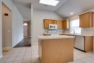2008 Lamprey Cir, Denton, TX 76210 - Photo 10