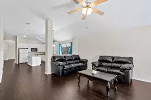 2356 Aurora Dr, Little Elm, TX 75068 - Photo 6