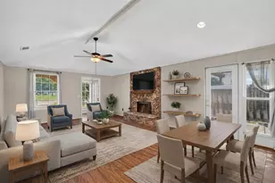 1613 19th St, Plano, TX 75074 - Photo 2