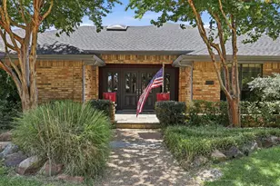 5832 Gallant Fox Ln, Plano, TX 75093 - Photo 2