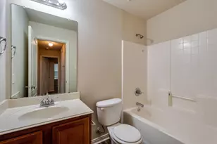 121 Cliff Height Cir, Dallas, TX 75241 - Photo 24