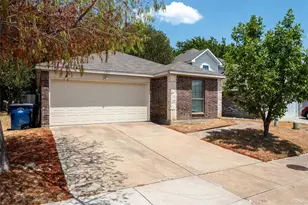 121 Cliff Height Cir, Dallas, TX 75241 - Photo 2