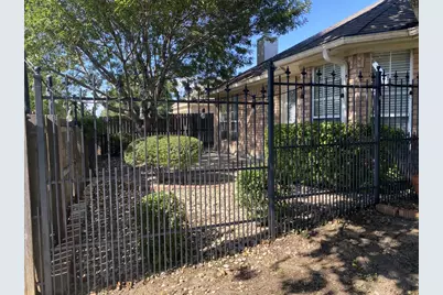 2751 Crystal Glenn Circle, Hurst, TX 76054 - Photo 26