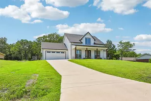 10680 Karen Sue Ct, Quinlan, TX 75474 - Photo 2