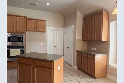 9638 Castlerock Trail, Frisco, TX 75033 - Photo 12