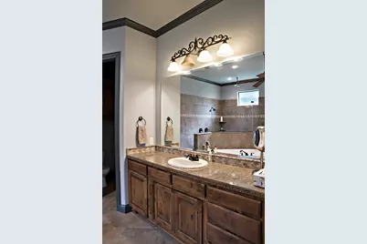 4700 Stonebridge Lane, Athens, TX 75751 - Photo 14