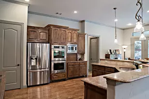 4700 Stonebridge Ln, Athens, TX 75751 - Photo 6