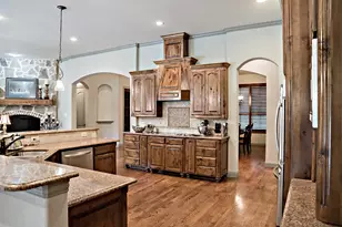 4700 Stonebridge Ln, Athens, TX 75751 - Photo 4