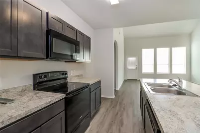 8344 Yaupon Holly Trail, Fort Worth, TX 76123 - Photo 2