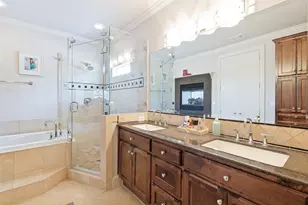 3827 Holland Ave, Dallas, TX 75219 - Photo 24