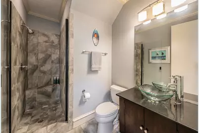 3827 Holland Avenue #B, Dallas, TX 75219 - Photo 16