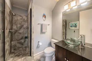 3827 Holland Ave, Dallas, TX 75219 - Photo 16
