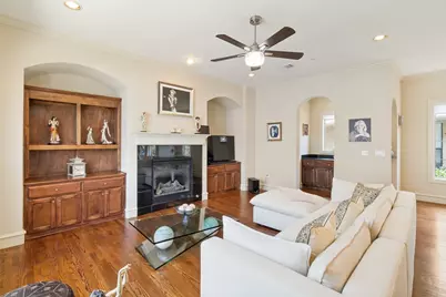 3827 Holland Avenue #B, Dallas, TX 75219 - Photo 8