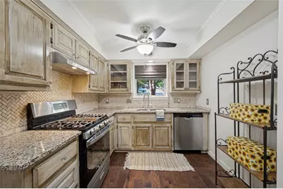 212 W Graham Street, McKinney, TX 75069 - Photo 10