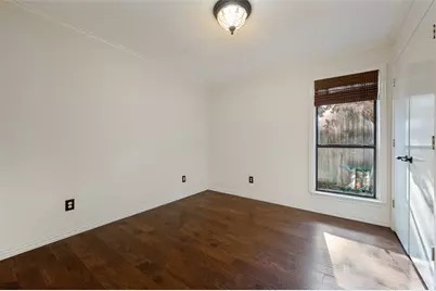 212 W Graham Street, McKinney, TX 75069 - Photo 14