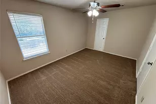 6421 Nellie Dr, Arlington, TX 76002 - Photo 20