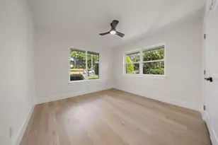 9406 Hilldale Dr, Dallas, TX 75231 - Photo 22