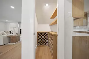 9406 Hilldale Dr, Dallas, TX 75231 - Photo 10