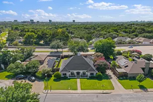 9406 Hilldale Dr, Dallas, TX 75231 - Photo 34