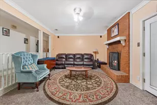 2803 Bois D'Arc St, Commerce, TX 75428 - Photo 4