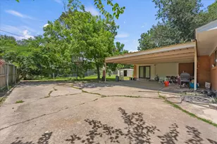 2803 Bois D'Arc St, Commerce, TX 75428 - Photo 18