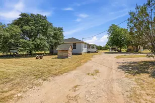 7801 Wd Ct, Lipan, TX 76462 - Photo 32