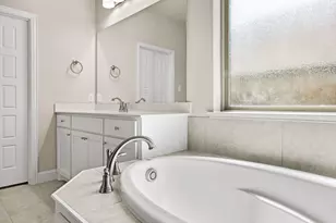 1801 Fabian Dr, Waco, TX 76712 - Photo 20
