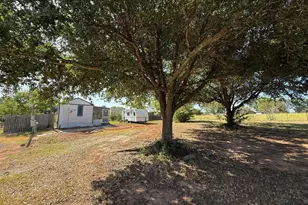 1362 Woodridge, Eustace, TX 75124 - Photo 12