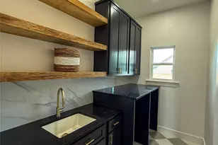 501 N Cleburne Whitney Rd, Rio Vista, TX 76093 - Photo 10