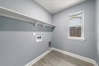 3701 Manor Drive, Waco, TX 76706 - Photo 10