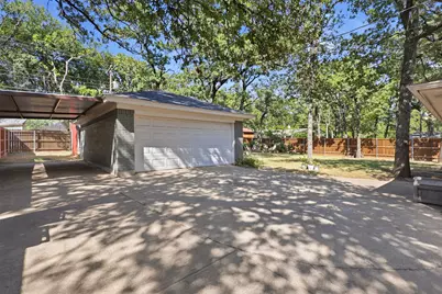 1308 W Redbud Drive, Hurst, TX 76053 - Photo 26
