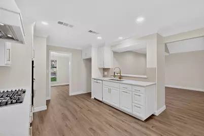 4001 Georgian Drive, Haltom City, TX 76117 - Photo 16