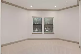 1021 Pavillion Ave, Dallas, TX 75204 - Photo 6
