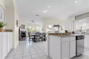 1438 Royal Oaks Dr, Frisco, TX 75036 - Photo 4