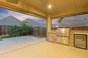 4528 Sir Craig Dr, Carrollton, TX 75010 - Photo 4
