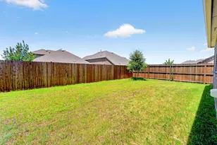 10105 Sunnyview Ln, Aubrey, TX 76227 - Photo 26