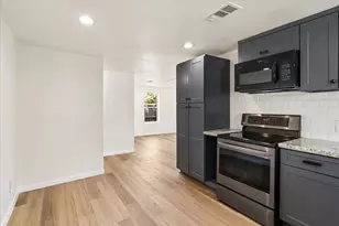 4201 Easter Ave, Dallas, TX 75216 - Photo 8