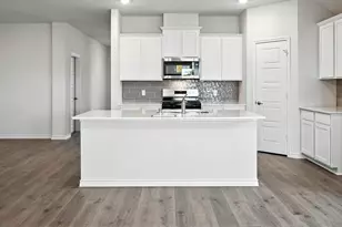 8405 Everly Dr, Garland, TX 75043 - Photo 6