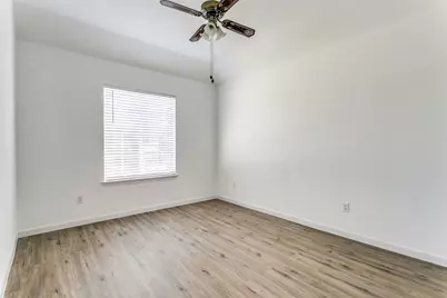 1925 Sunrise Trail, Lewisville, TX 75067 - Photo 28