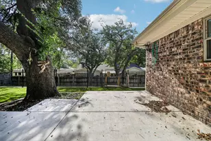 2116 Tamworth Ct, Bedford, TX 76021 - Photo 12