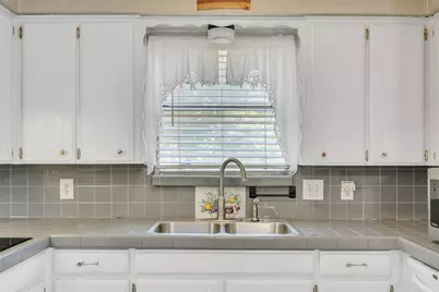 7616 Meadowbrook Drive, Watauga, TX 76148 - Photo 30