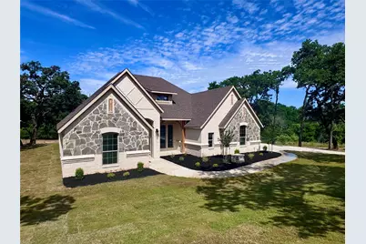 5025 Glenoaks Court, Weatherford, TX 76088 - Photo 1