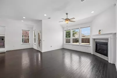 2909 Barnsley Drive, McKinney, TX 75071 - Photo 4