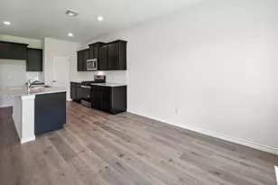 8414 Everly Dr, Garland, TX 75043 - Photo 8