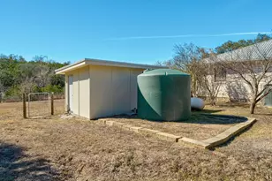 340 Barton Ranch Rd, Dripping Springs, TX 78620 - Photo 32