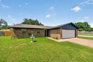 519 E 8th St, Irving, TX 75060 - Photo 2