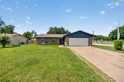 519 E 8th Street, Irving, TX 75060 - Photo 1