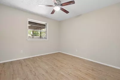 7409 Pinehurst Drive W, Fort Worth, TX 76134 - Photo 18